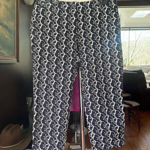 Crown & Ivy Women's Size 4P Navy Cropped Capri Pants Elephant Logo NWT